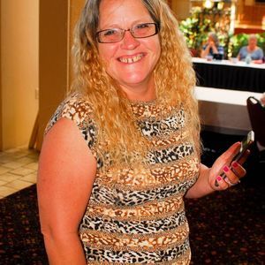 Meet your Posher, Christy